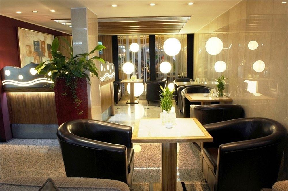 Al Bustan Hotel Doha Eksteriør billede
