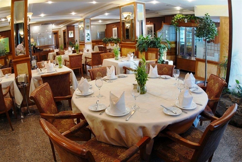 Al Bustan Hotel Doha Eksteriør billede
