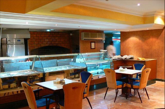 Al Bustan Hotel Doha Eksteriør billede